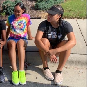 Meet your Posher, Corrine